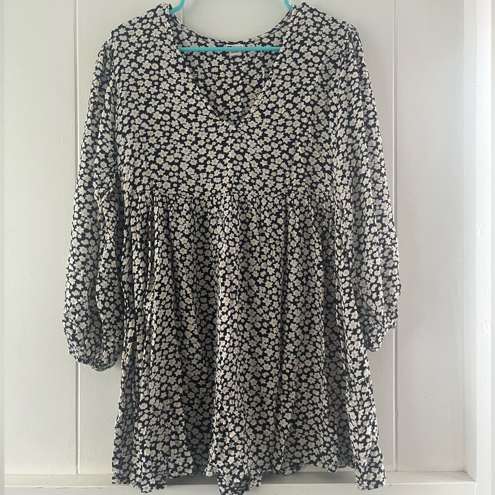 Billabong floral dress